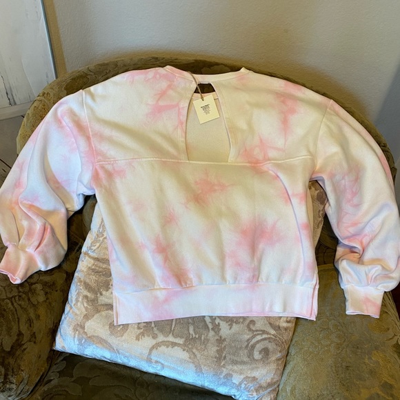 World Market Pink and White Tie Dye Sweatshirt With Cutout Back New With Tag - Picture 3 of 15